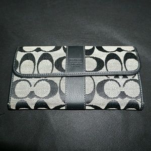 Coach wallet